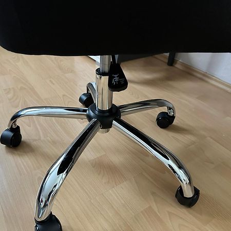 Ruhig Und Doch Zentral Apartment Erfurt Bagian luar foto
