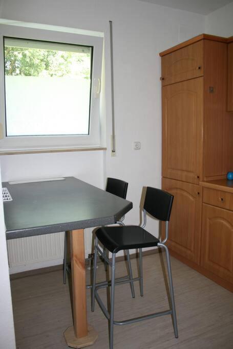 Ruhig Und Doch Zentral Apartment Erfurt Bagian luar foto