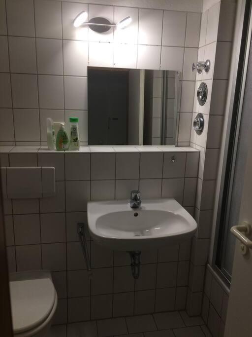 Ruhig Und Doch Zentral Apartment Erfurt Bagian luar foto