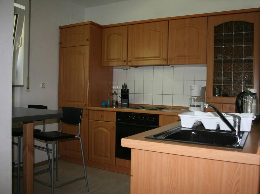Ruhig Und Doch Zentral Apartment Erfurt Bagian luar foto