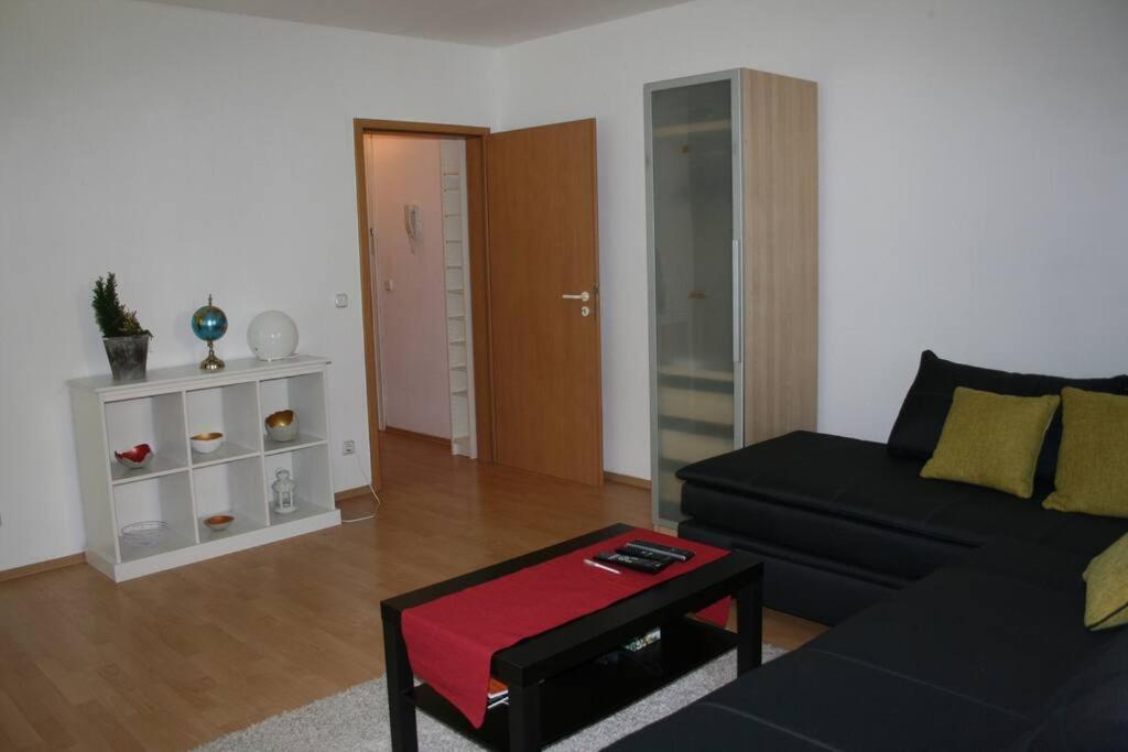 Ruhig Und Doch Zentral Apartment Erfurt Bagian luar foto