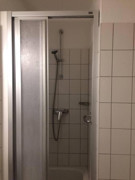 Ruhig Und Doch Zentral Apartment Erfurt Bagian luar foto