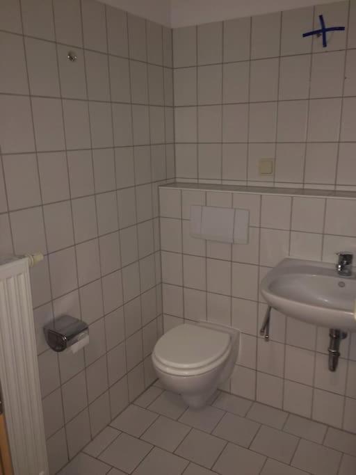Ruhig Und Doch Zentral Apartment Erfurt Bagian luar foto
